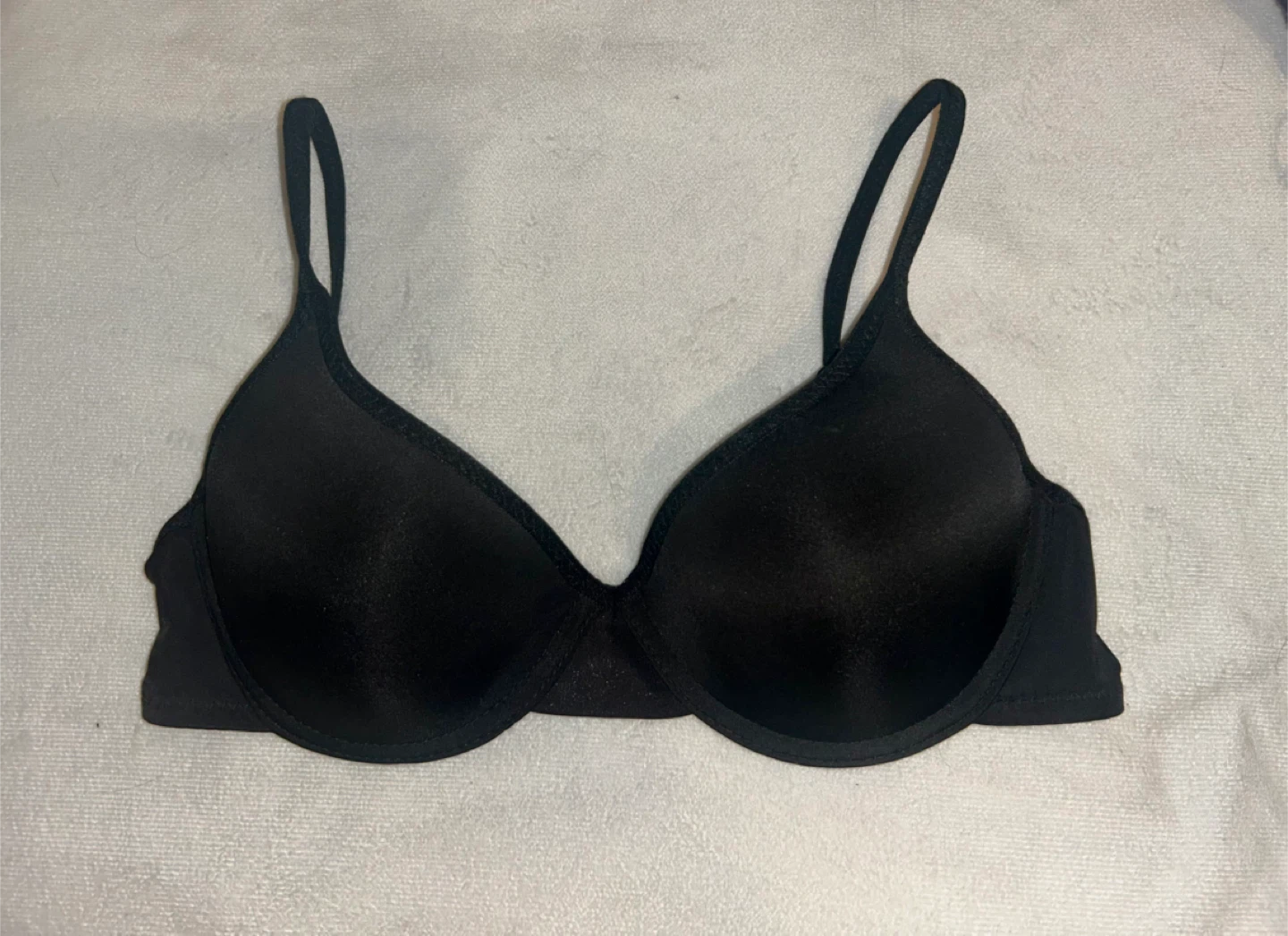 Brand new bundle of 2 t-shirt bras and 1 push up bra. - photo 3