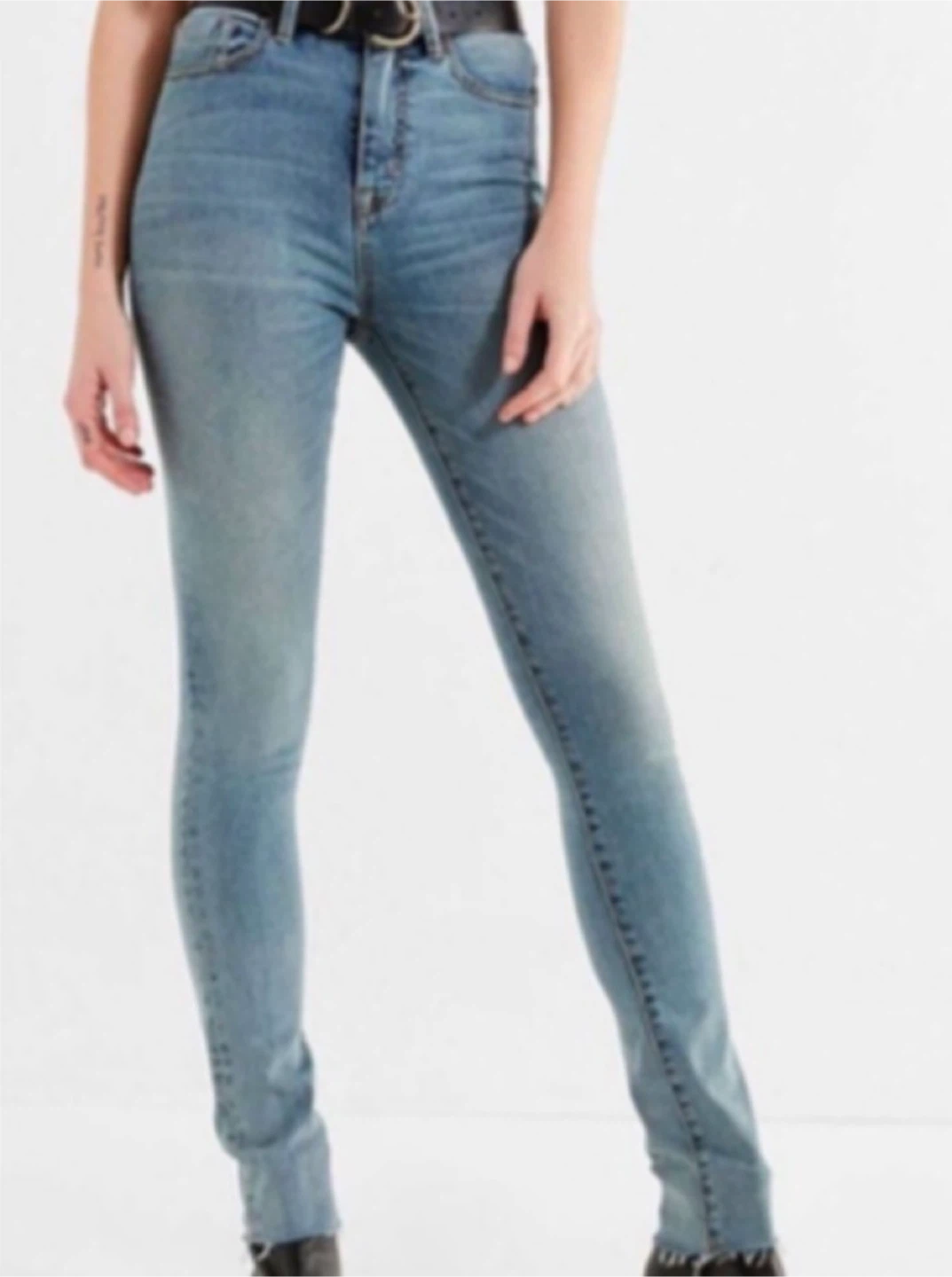 BDG Light Wash high rise stretch  skinny jeans