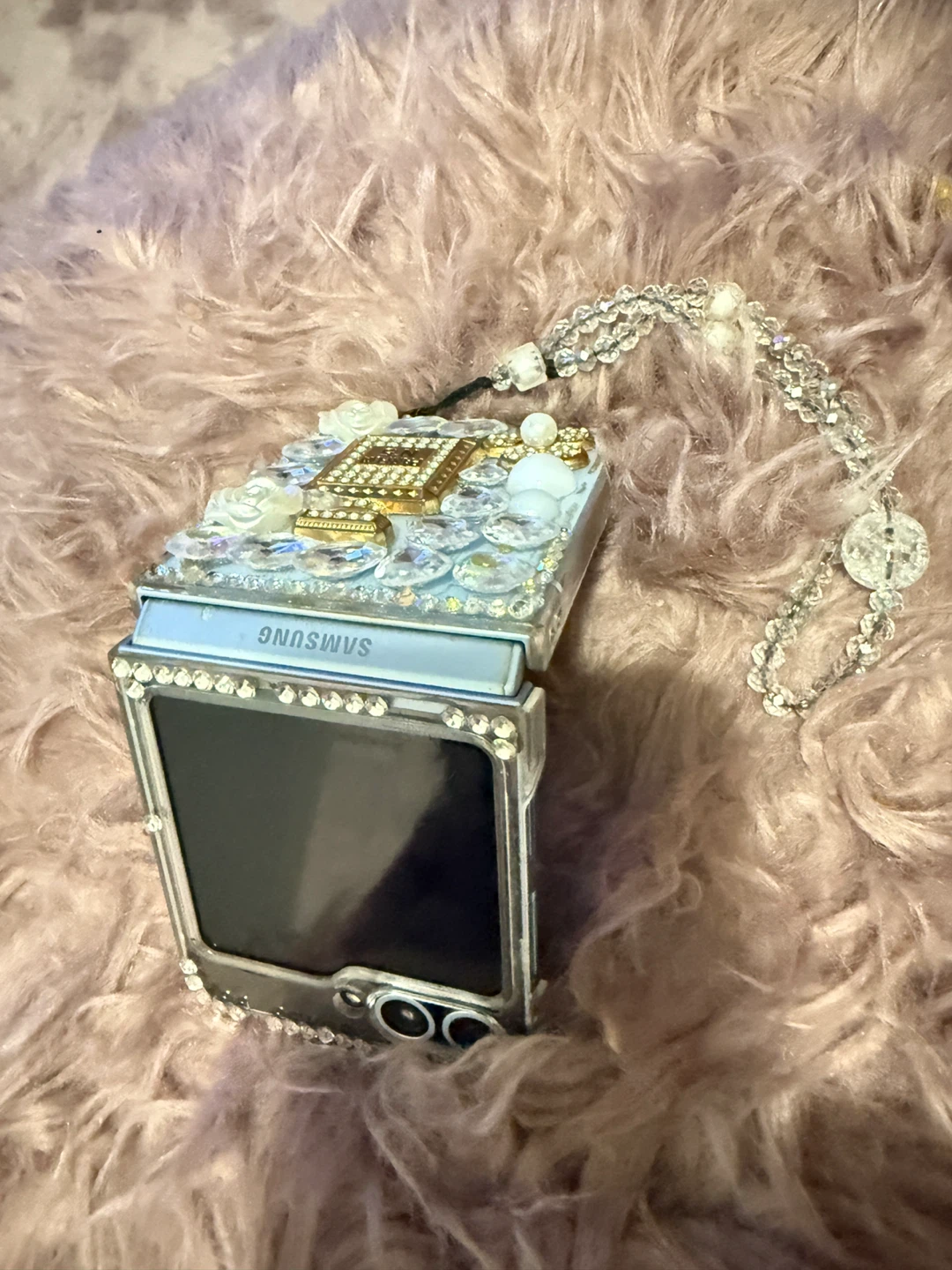 Samsung Flip Phone Case with Rhinestones and Charm - photo 2