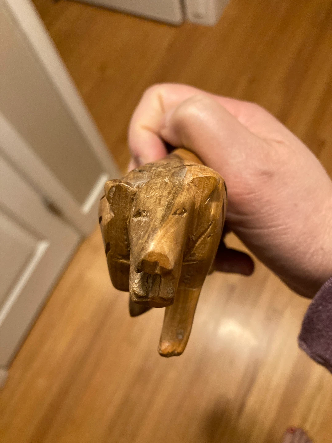 Lot of 3 Wooden and Plastic Lion Figurines - photo 4