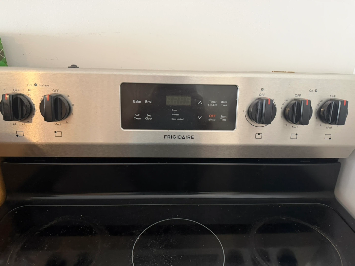 Frigidaire Electric Glass Top Stove – Works Great - photo 2