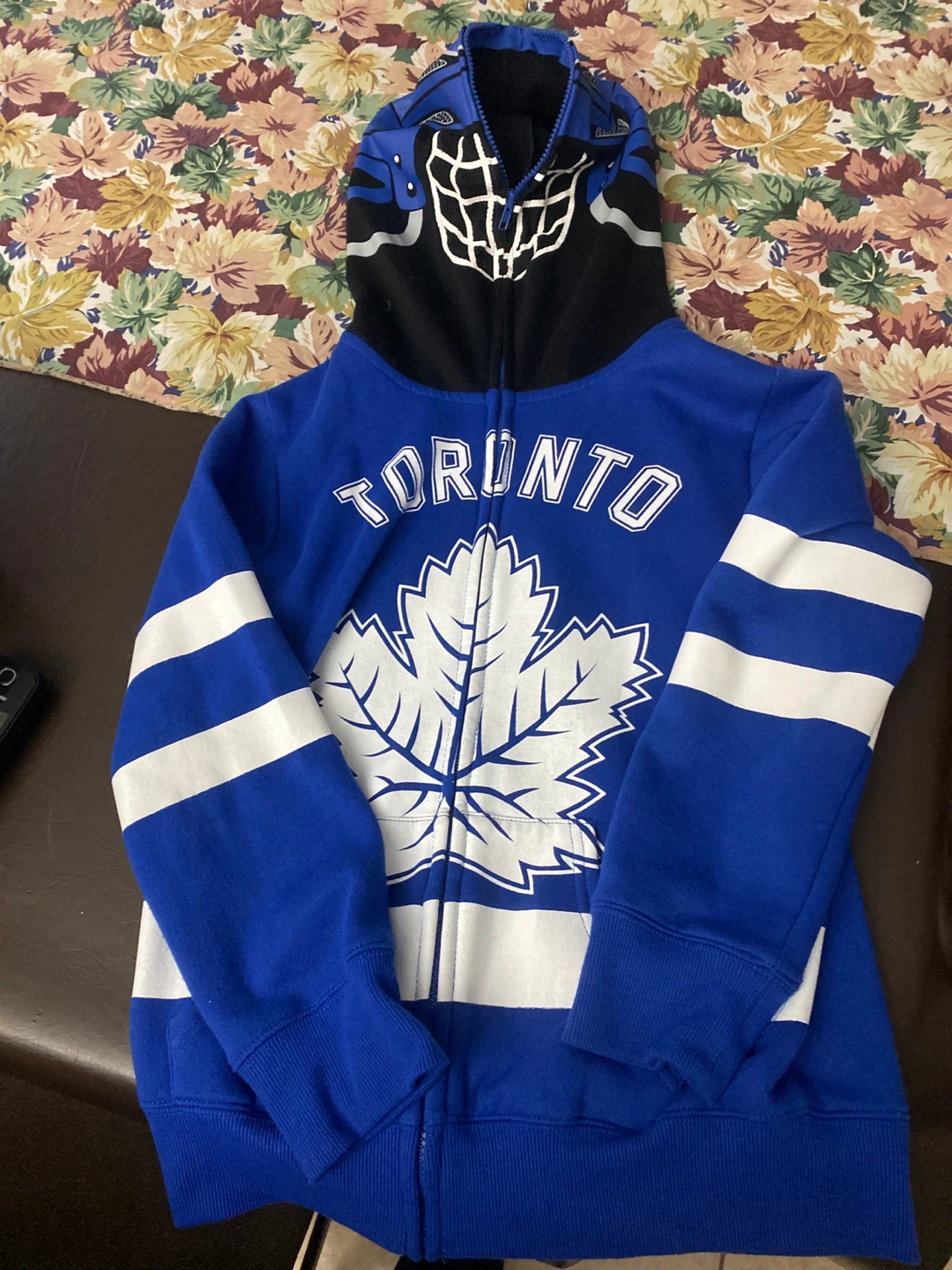 Urban Heritage Youth Toronto Maple Leafs Hoodie M/M (10/12)