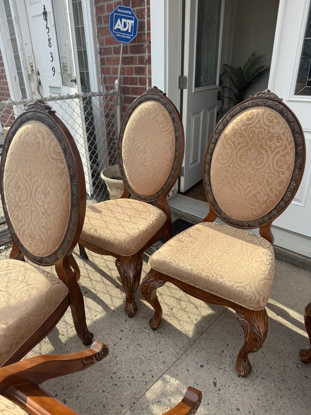Set of 6 Vintage Ornate Dining Chairs. (No table) - photo 2