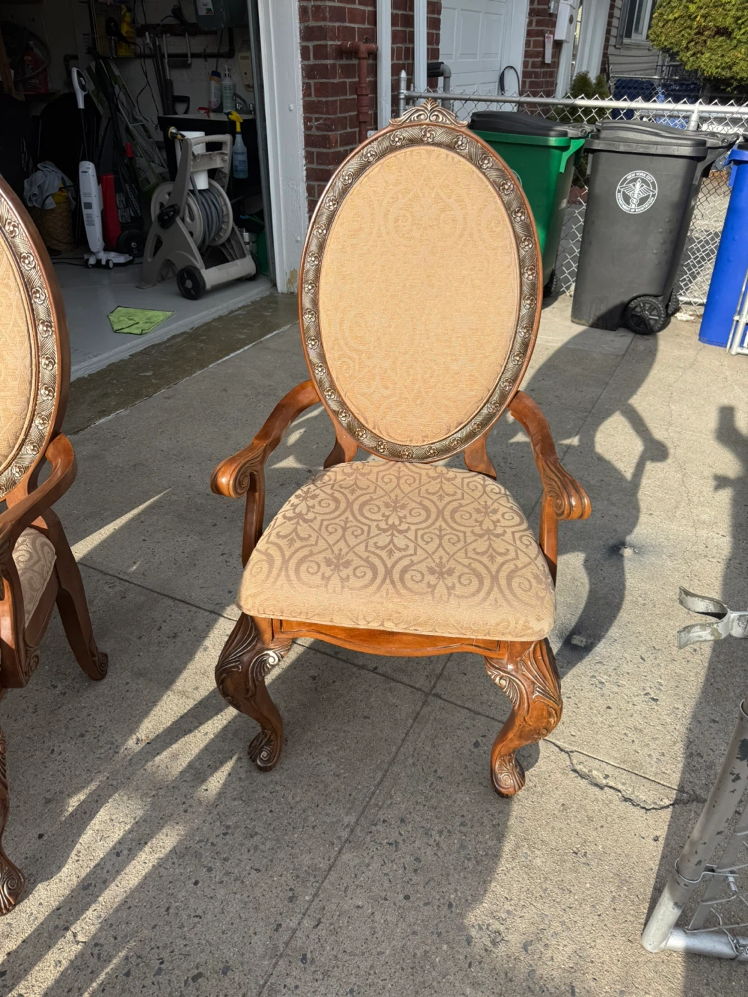 Set of 6 Vintage Ornate Dining Chairs. (No table) - photo 4