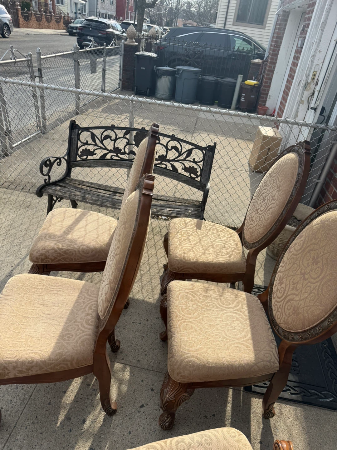 Set of 6 Vintage Ornate Dining Chairs. (No table)