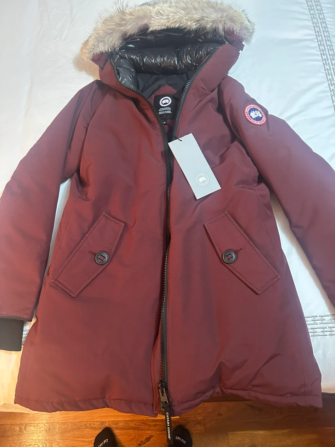 Canada Goose Red Parka Coat - Women's Size L - photo 3