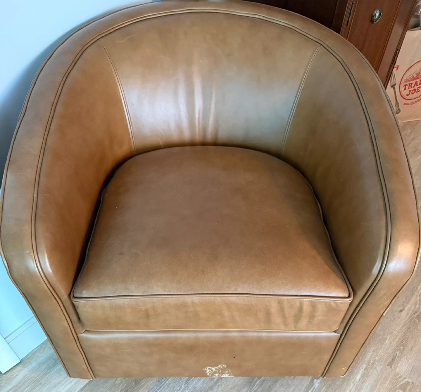Brown Leather Swivel Armchairs - photo 4