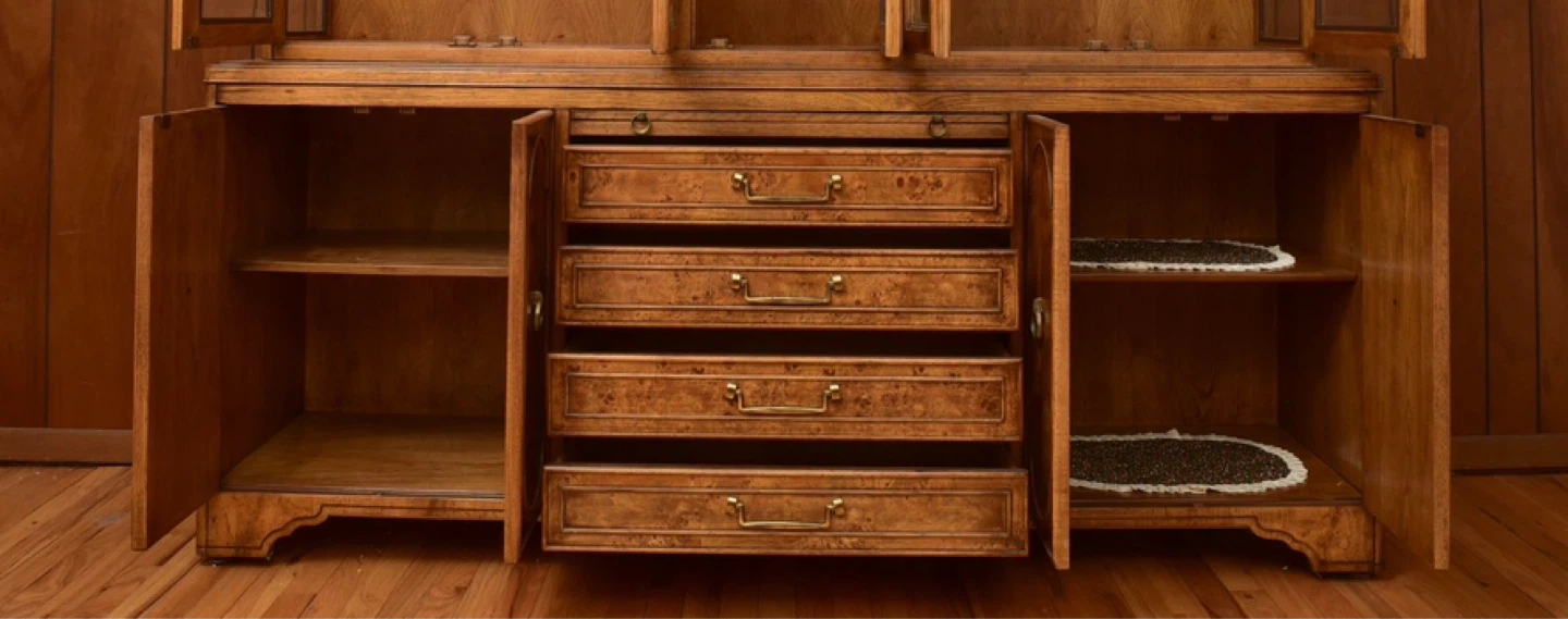 Vintage sideboard/ buffet server - walnut & burl - photo 2