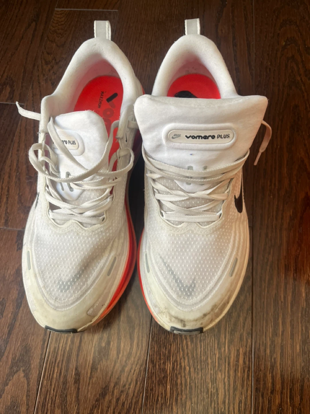 Nike Vomero Plus Running Shoes - photo 4