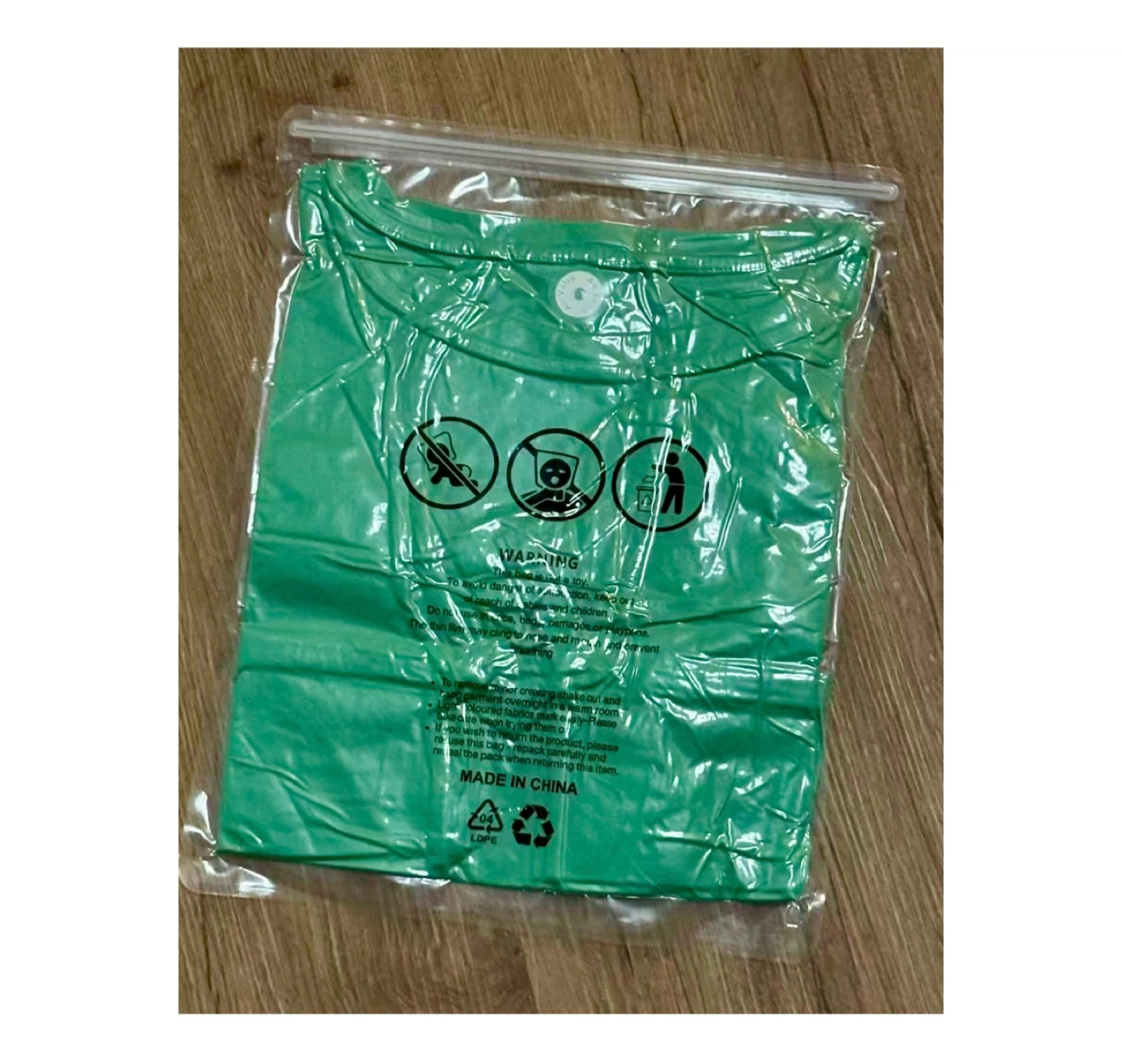 Brand new Size L St Patricks Day Crop Top - photo 2