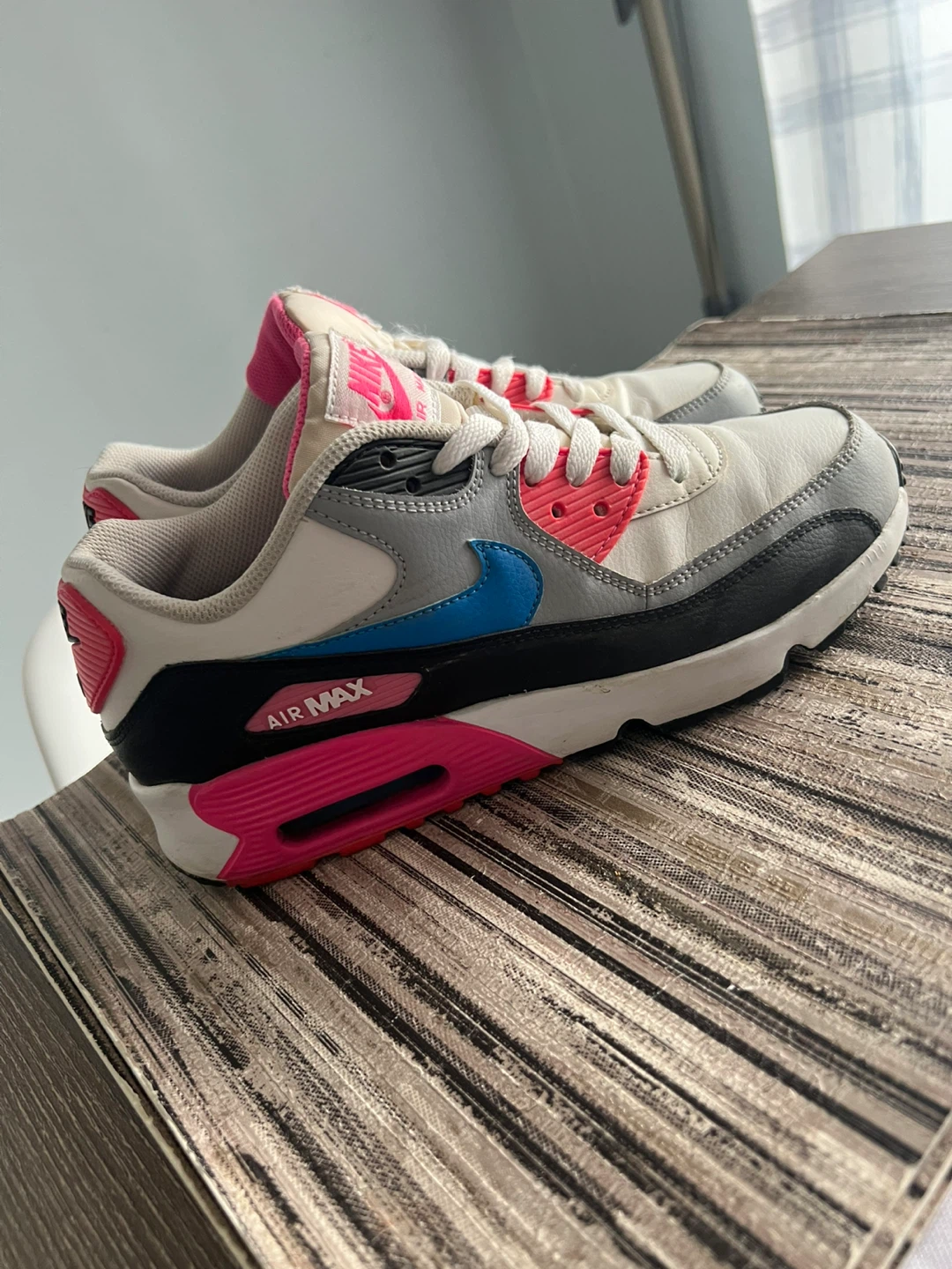 Nike Air Max 90 Youth Sneakers Size 6.5Y