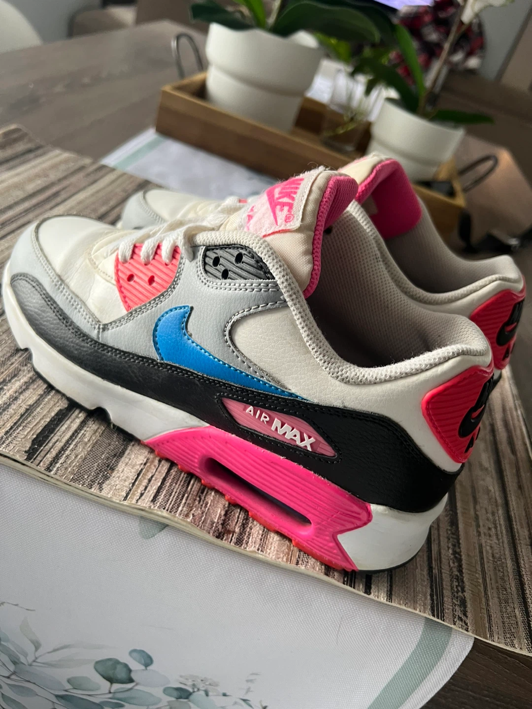 Nike Air Max 90 Youth Sneakers Size 6.5Y - photo 2