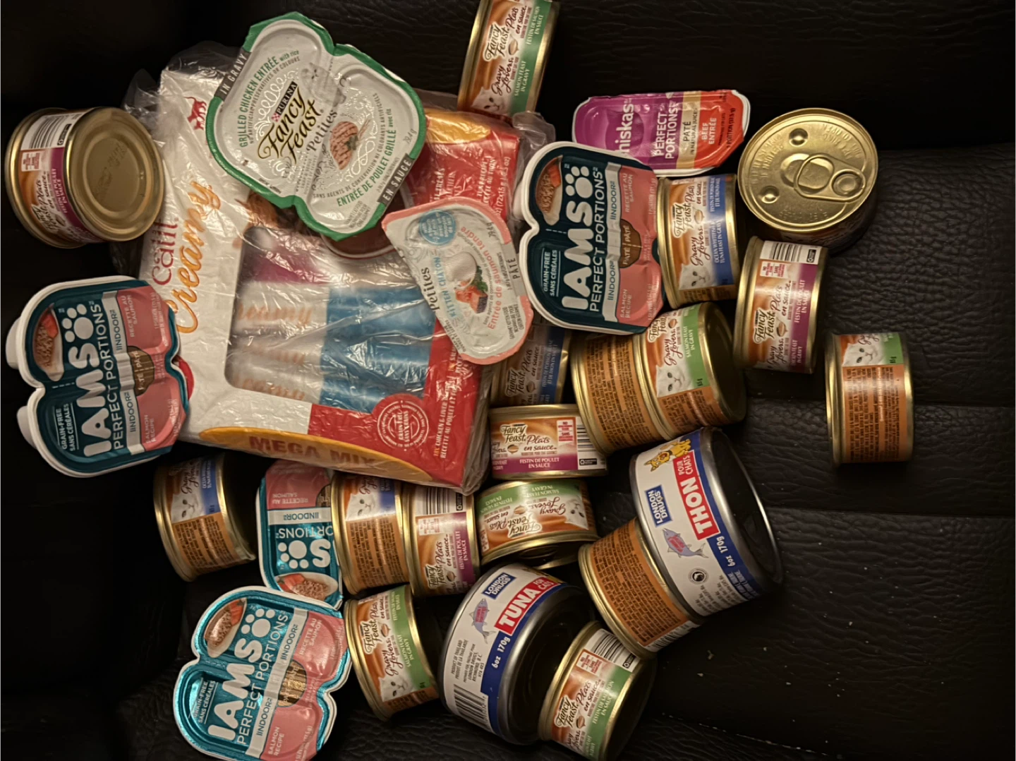 Assorted Cat Food and treat - Fancy Feast, Iams, Purina & More - photo 2