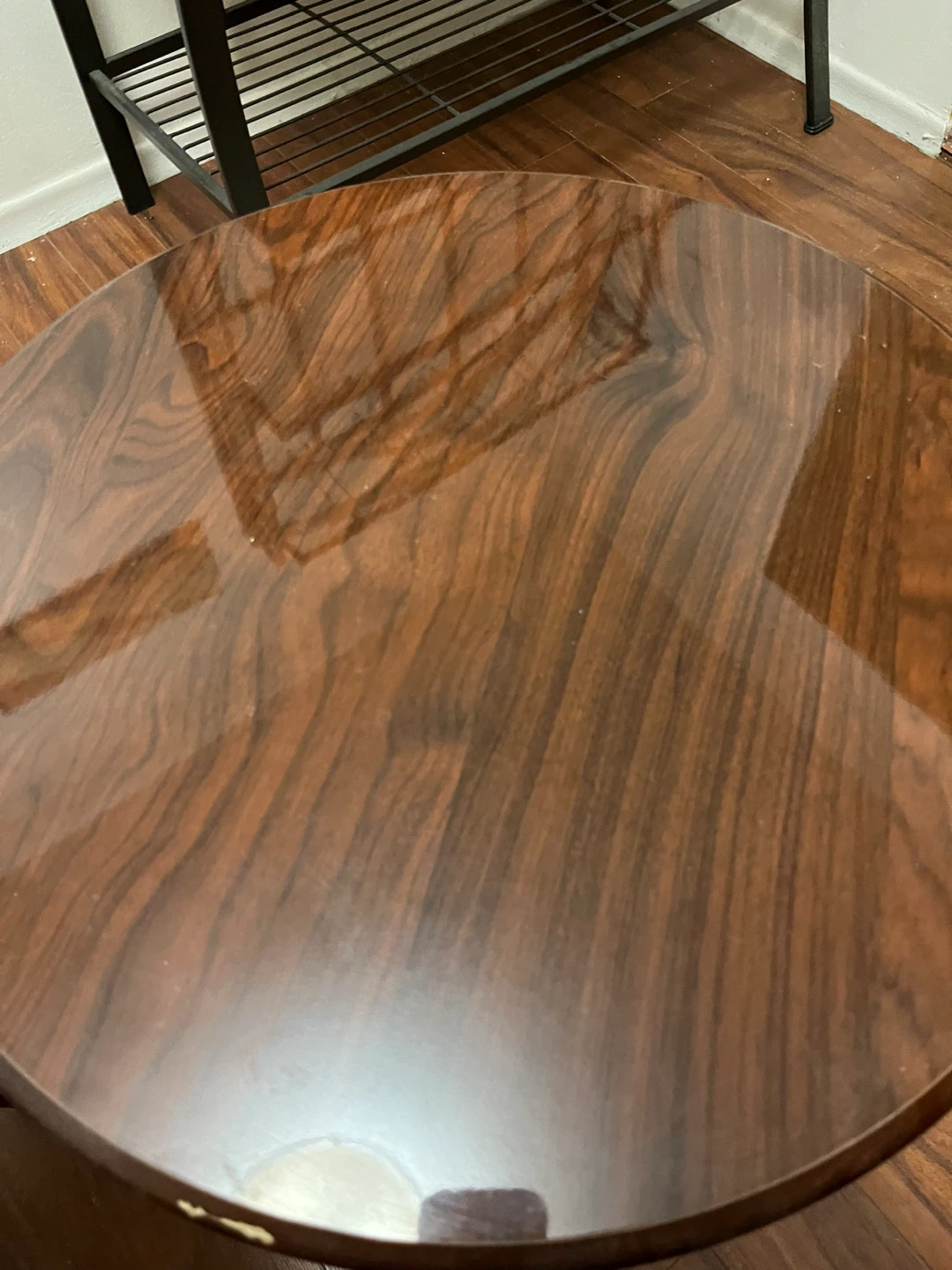 Round Wooden Side Tables - photo 3