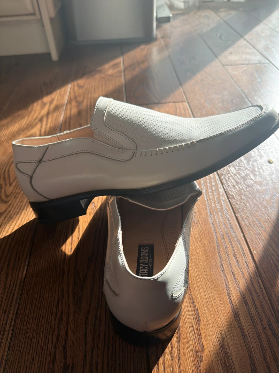 Stacy Adams White Perforated Slip-On Loafers - Size 8.5 - photo 3