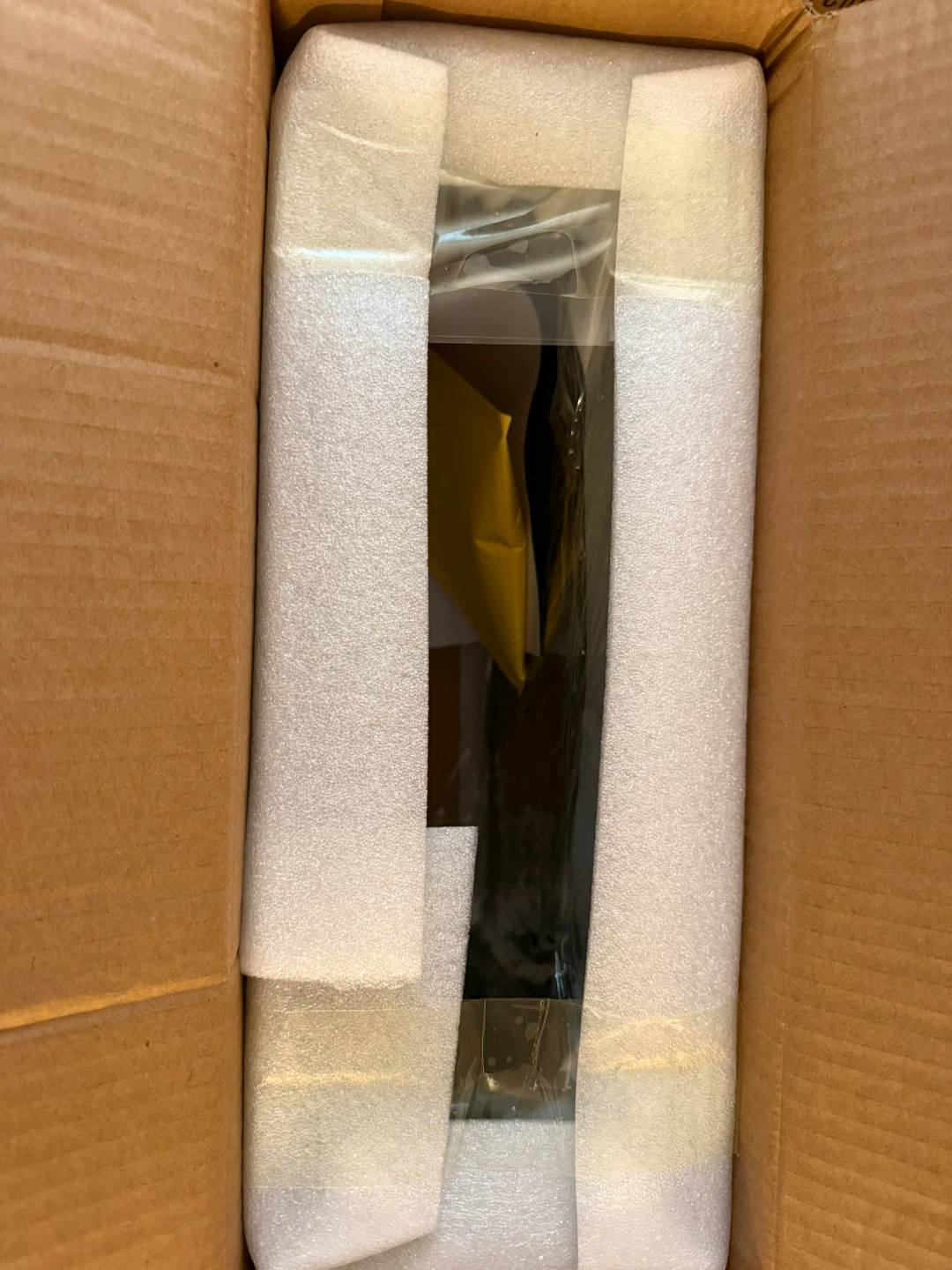 Brand New in Box Acrylic Side Table, Green - photo 4
