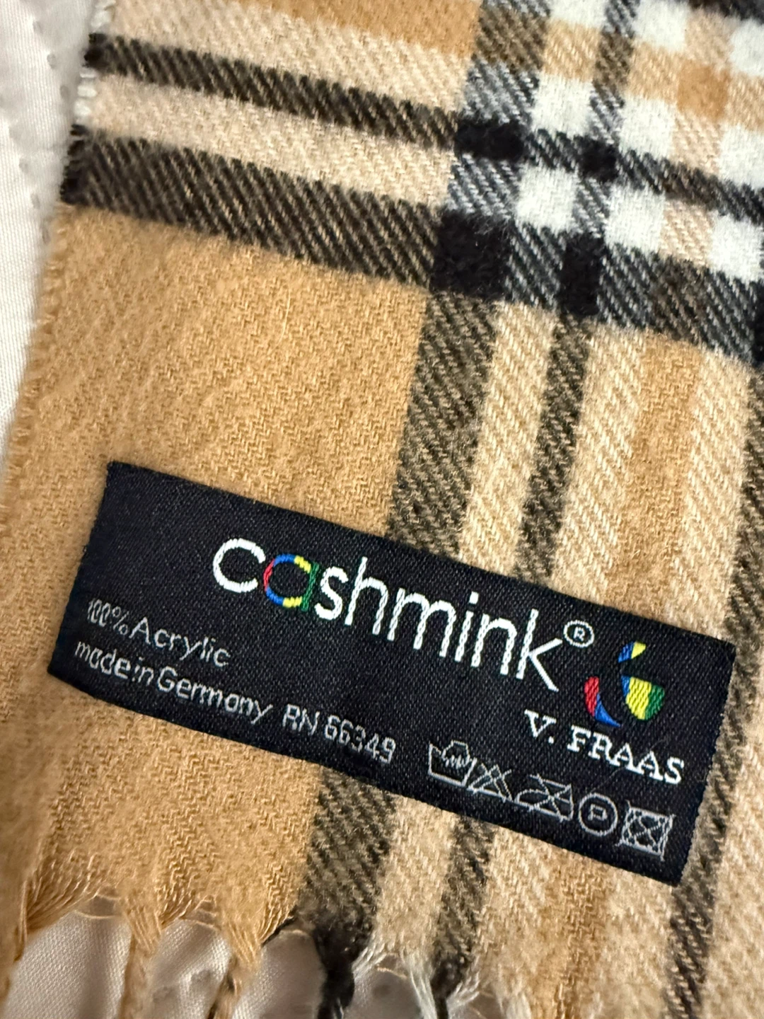 Coshmink Plaid Scarf 100% Acrylic Made in Germany