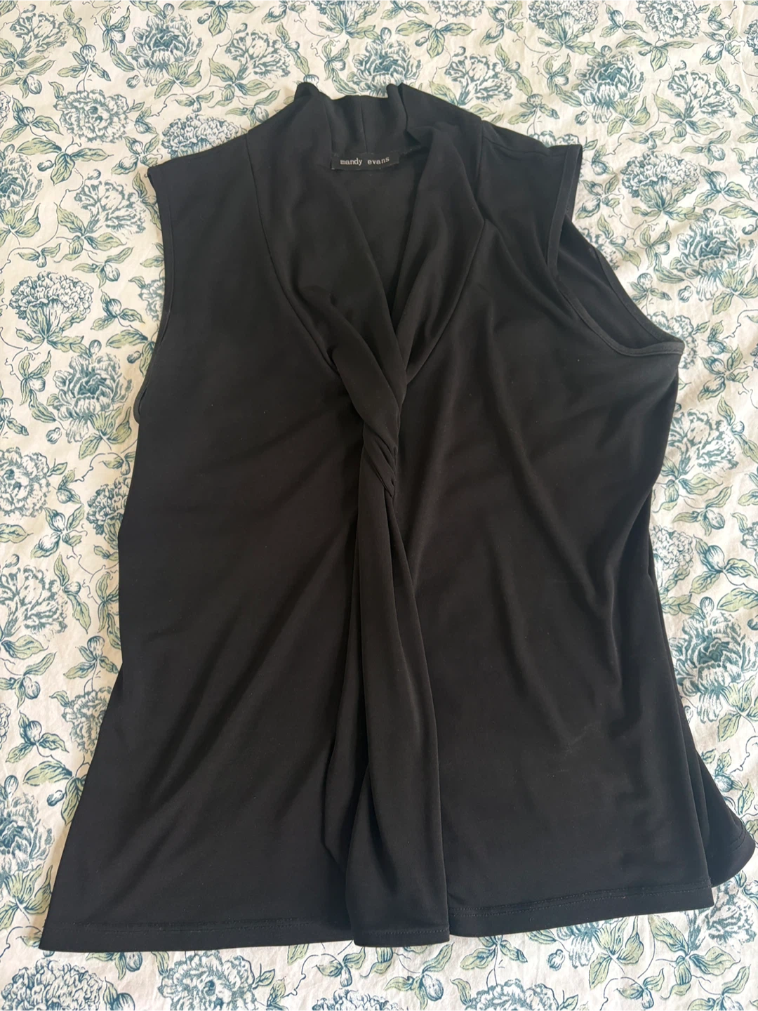 Black Sleeveless Twisted V-Neck Top