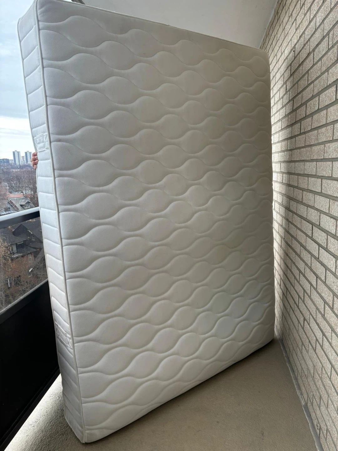 IKEA Queen Mattress - photo 2