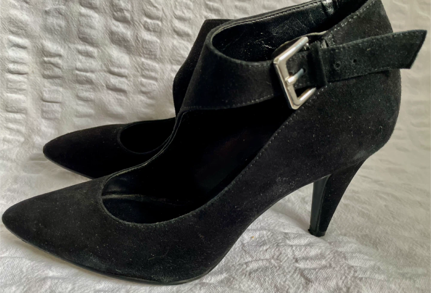 Nine West Women’s Black Suede Pumps
