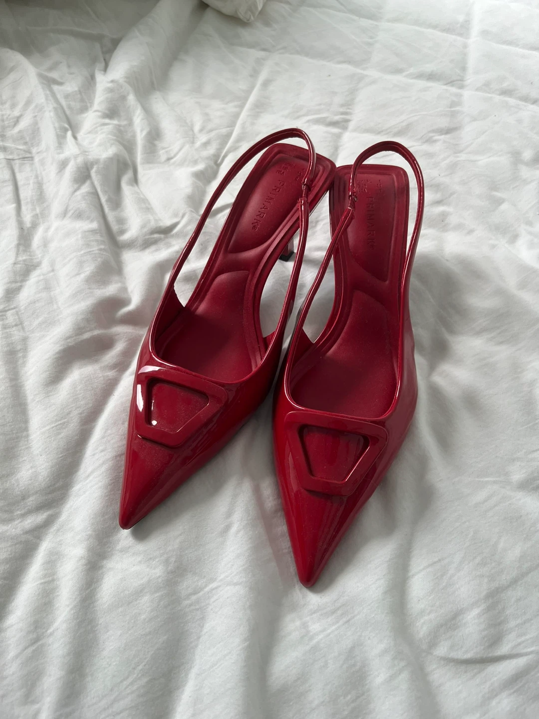 BRAND NEW Red Kitten heel Sling Backs size 39/8.5