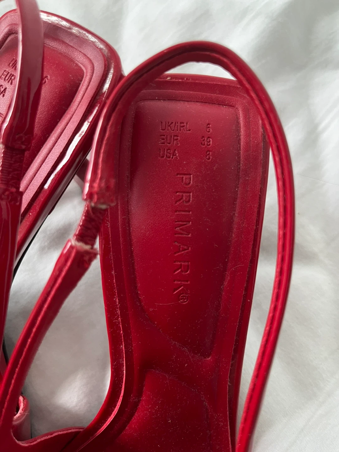 BRAND NEW Red Kitten heel Sling Backs size 39/8.5 - photo 3