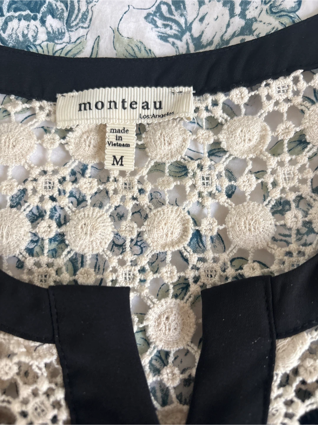 Black Crochet Long Sleeve Blouse - Medium - photo 2