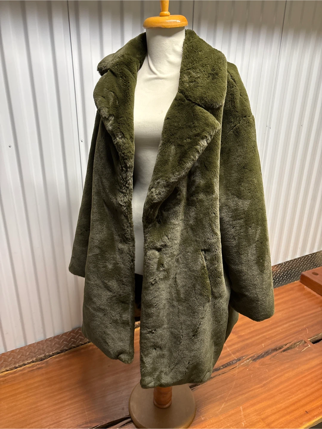 Something Navy Faux Fur Coat - Olive Green - XL - photo 2