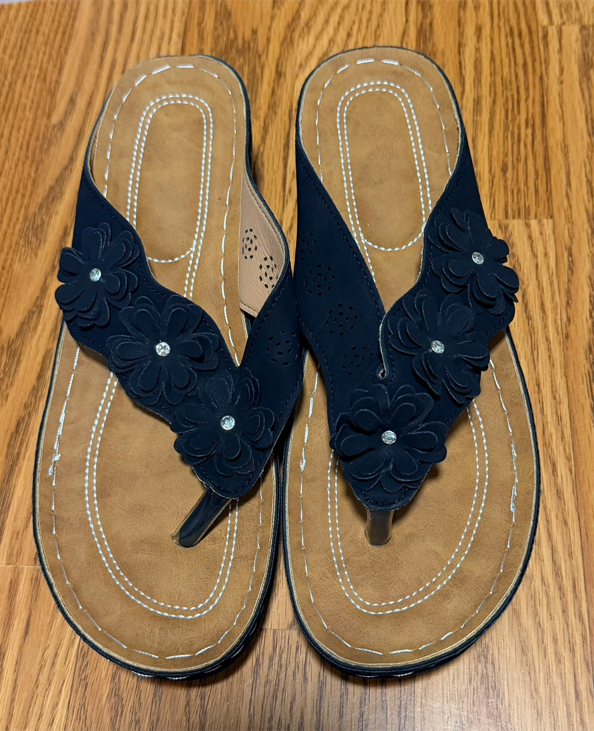 Women's Black Flower Thong Sandals