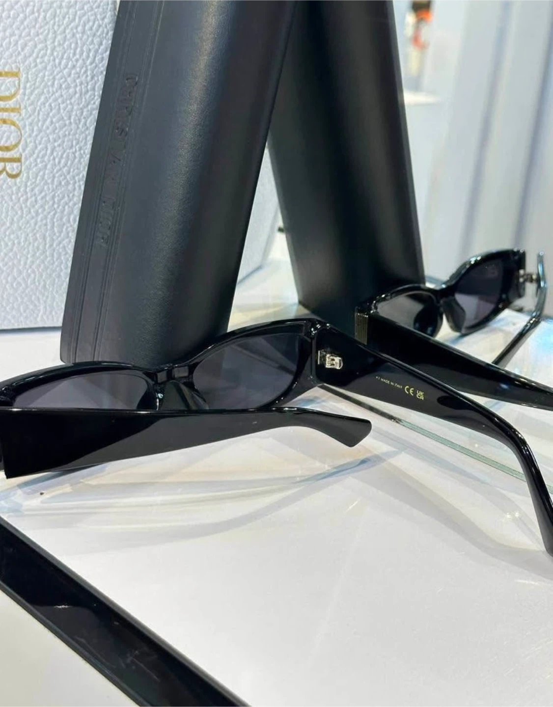 Dior Sunglasses - photo 3