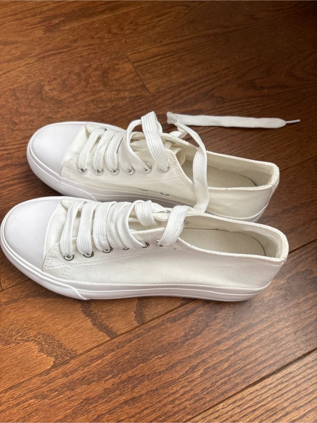 White Canvas Sneakers Size 7.5 NEW - photo 2