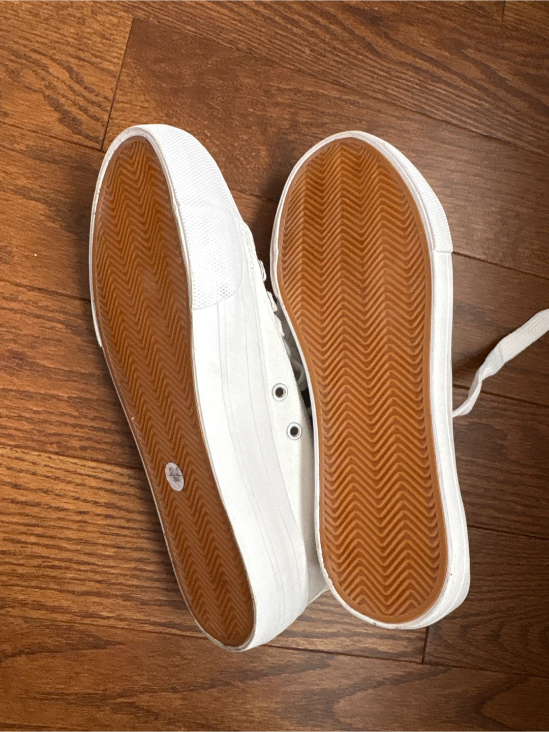 White Canvas Sneakers Size 7.5 NEW - photo 3