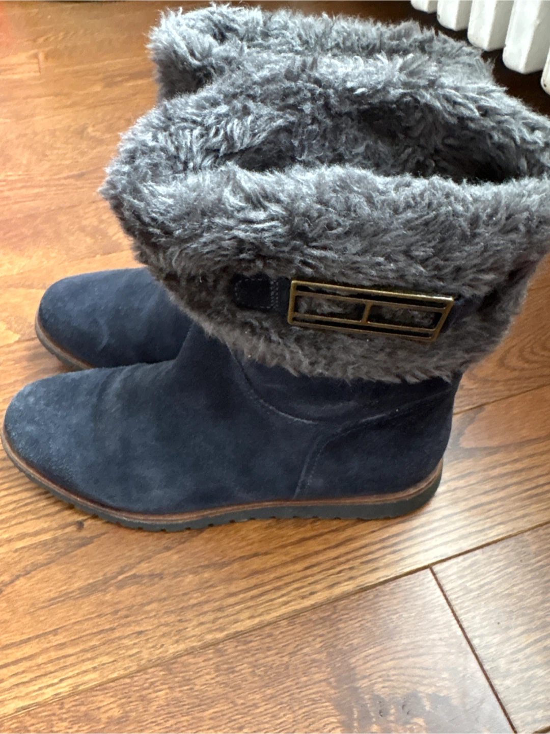 Tommy Hilfiger Women's Navy Suede Fur Lined Boots