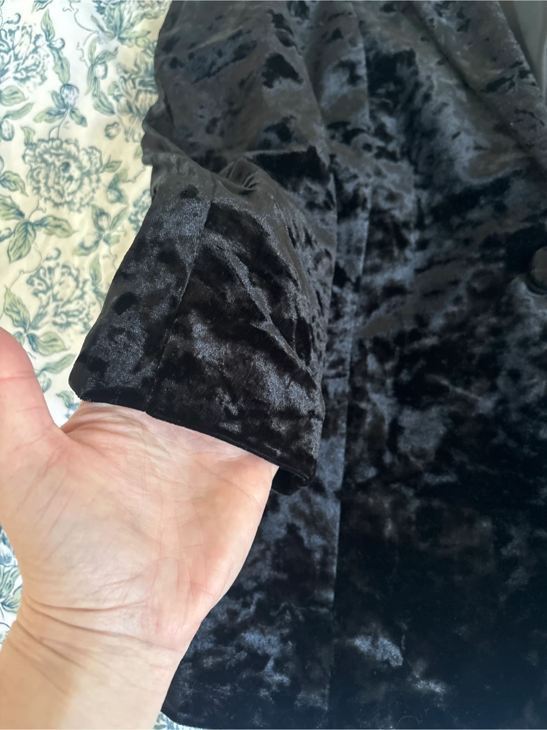 Black Crushed Velvet Blazer - M - photo 4