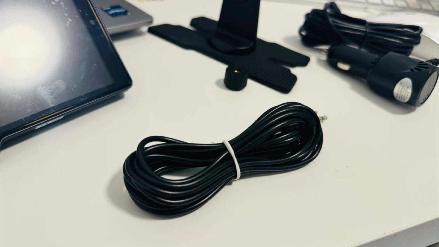 Car Dash Cam - Wireless CarPlay, Android Auto, 1080P Camera - photo 5