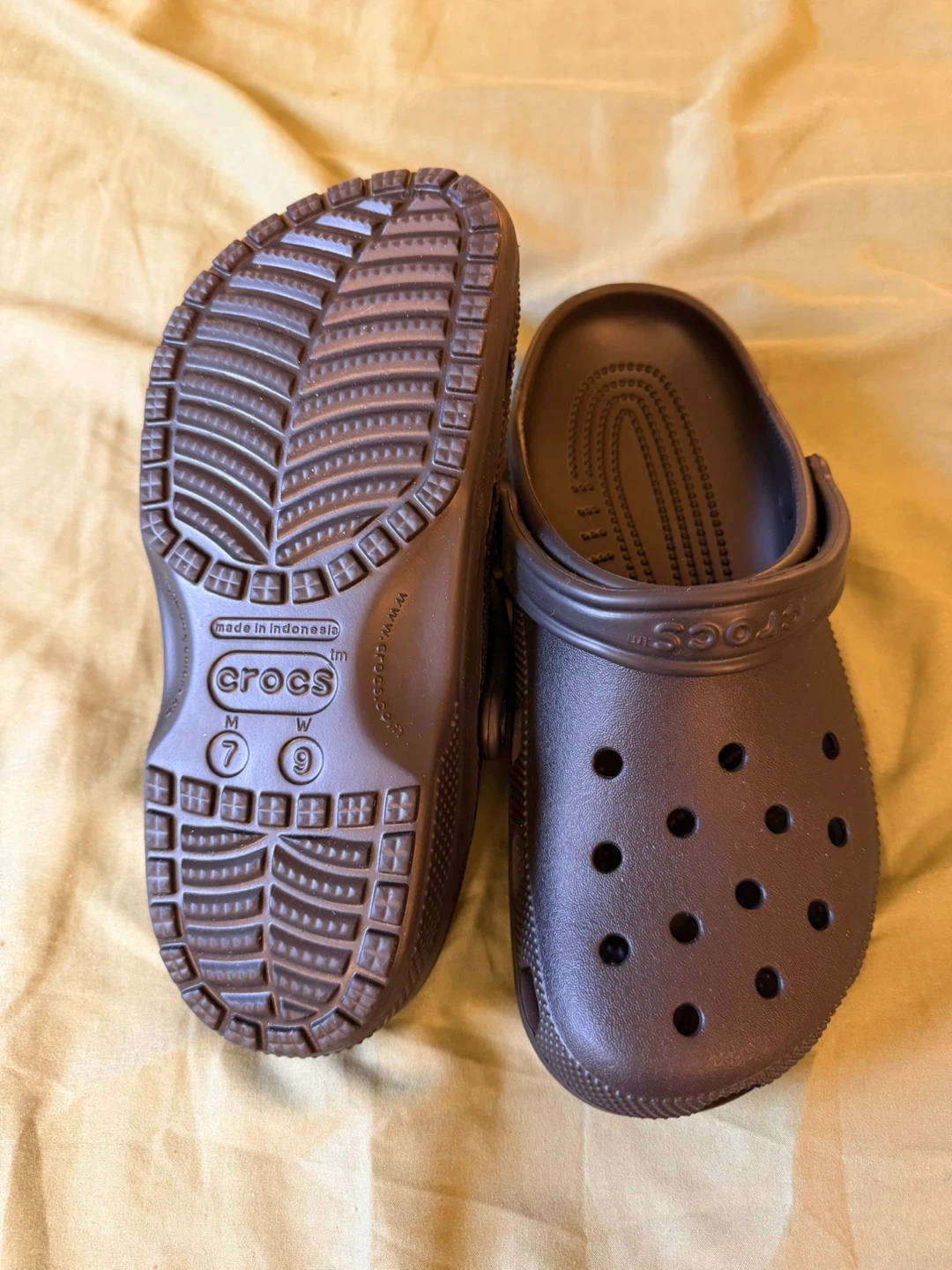 Crocs Classic Clog Sandals Brown Size 7M 9W - photo 2