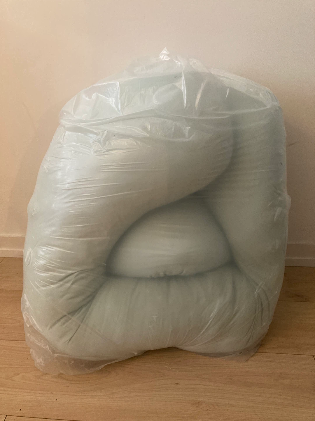 U Shaped Cooling Fabric Pregnancy Pillow - photo 4