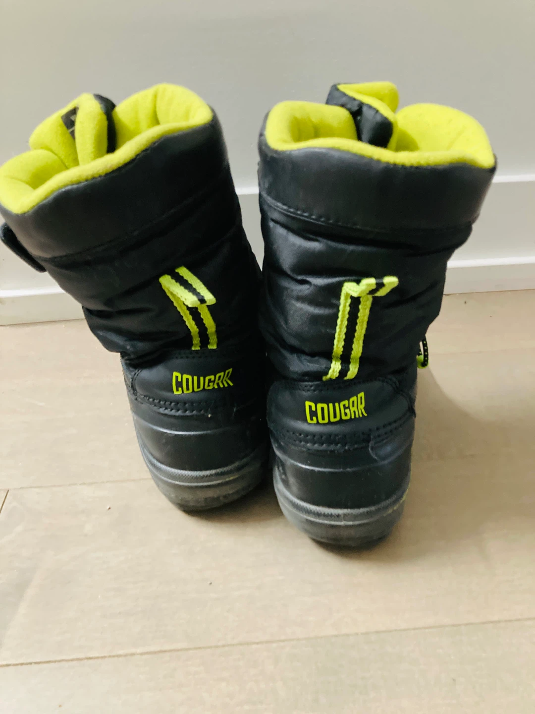 Cougar Black Waterproof Kids Winter Boots Size 13