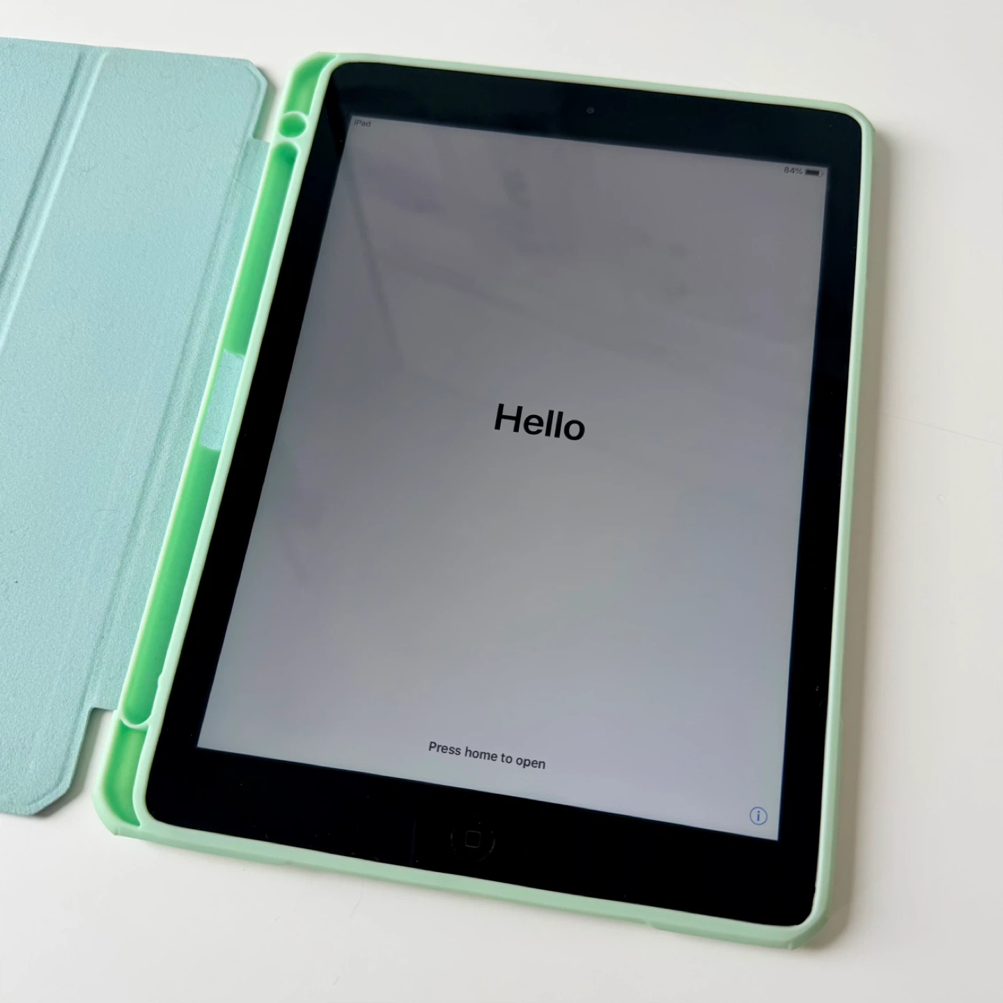 2013 1st Gen iPad Air 32GB