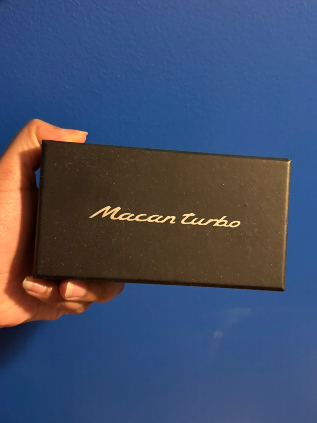 Limited Edition- Porsche Macan Turbo Paper weight - photo 2