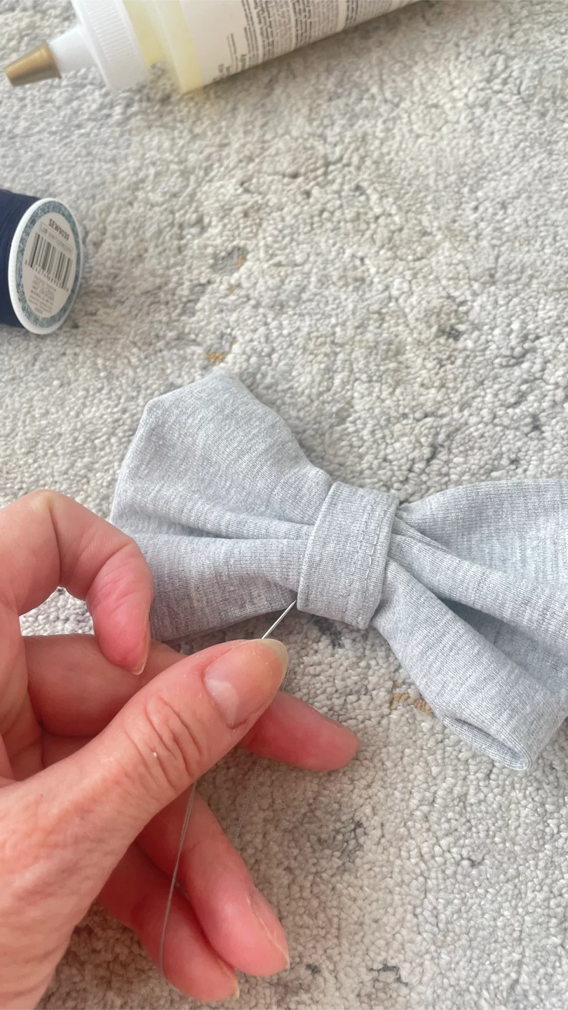Grey Bow Hair Clip with Flowers and Jewels - photo 2