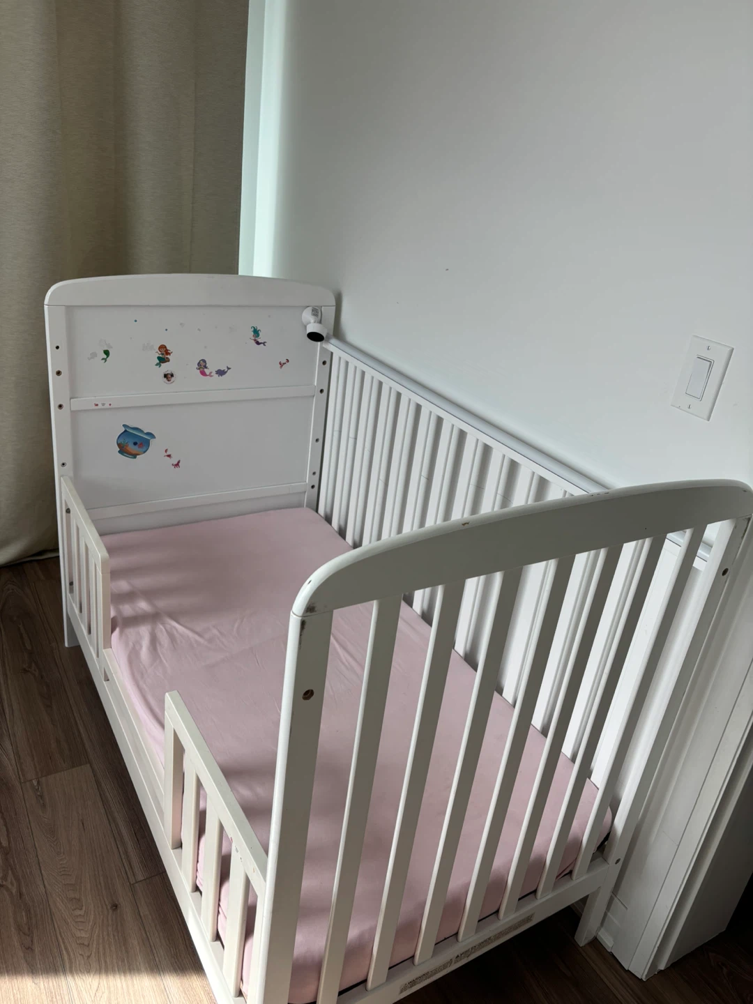 White Toddler Bed with mattress - photo 2