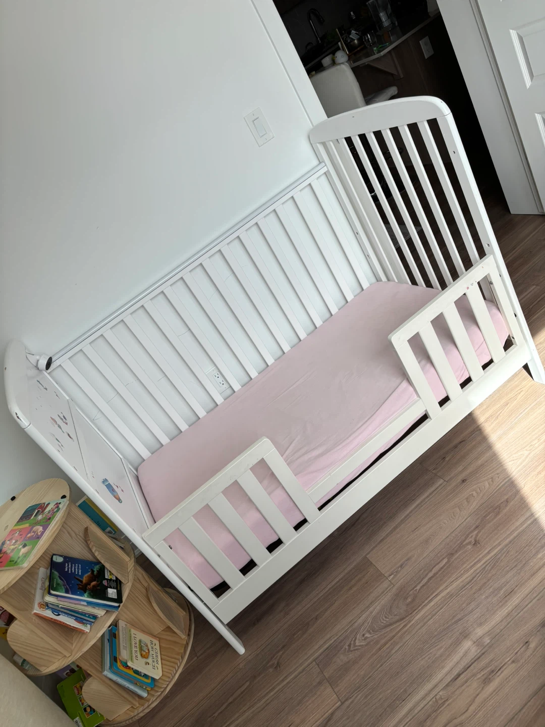 White Toddler Bed with mattress - photo 3