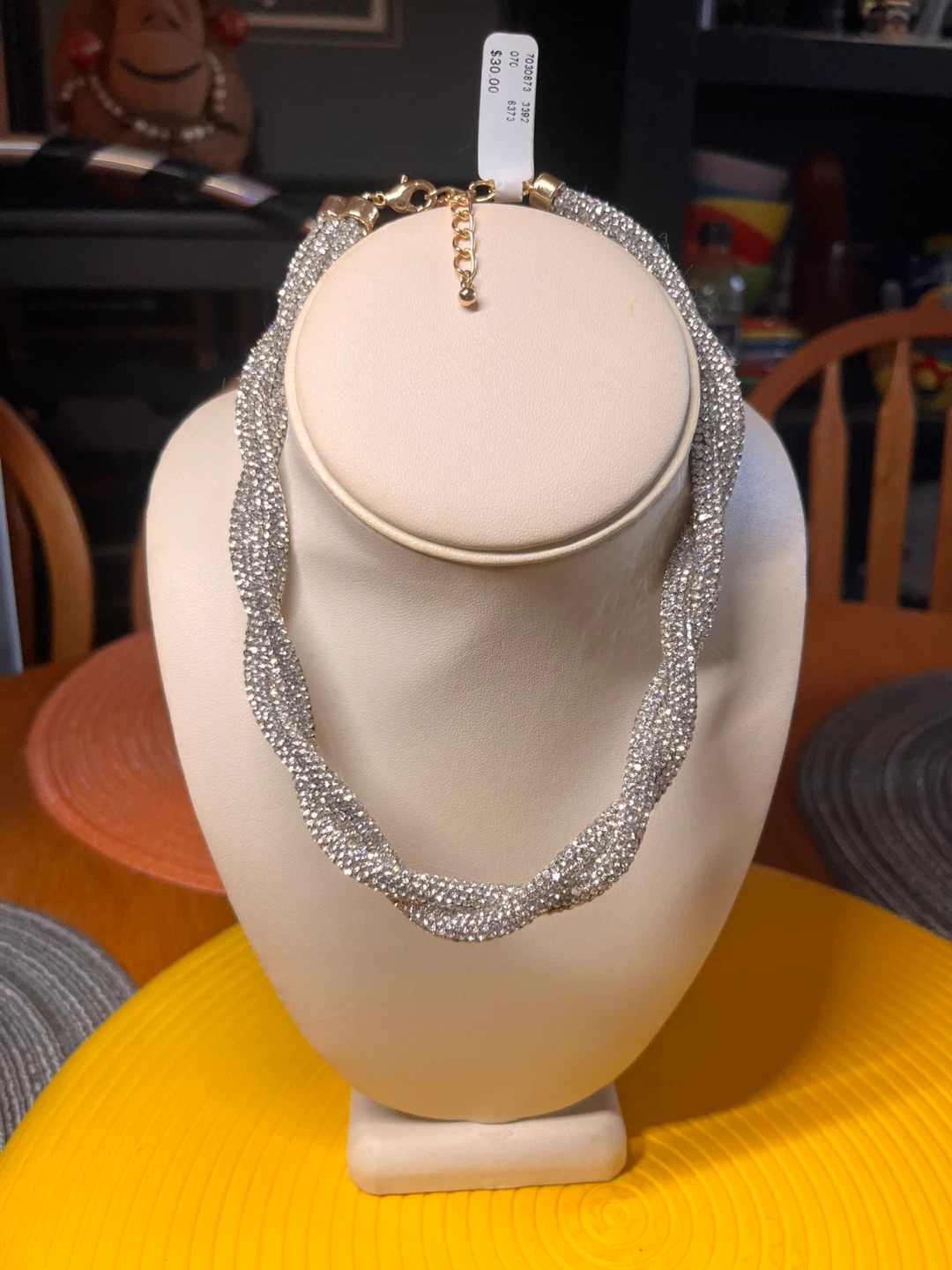 NEW Sparkly Twisted Choker Necklace