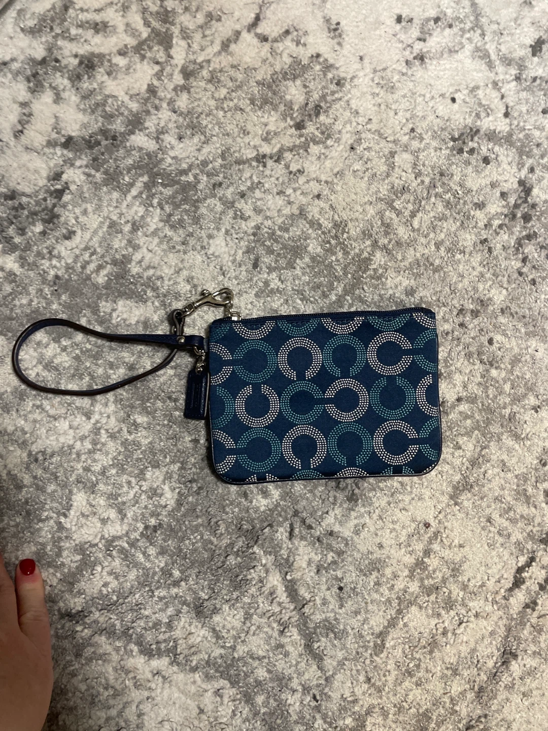 Coach purse wristlet and iPad holder - photo 3