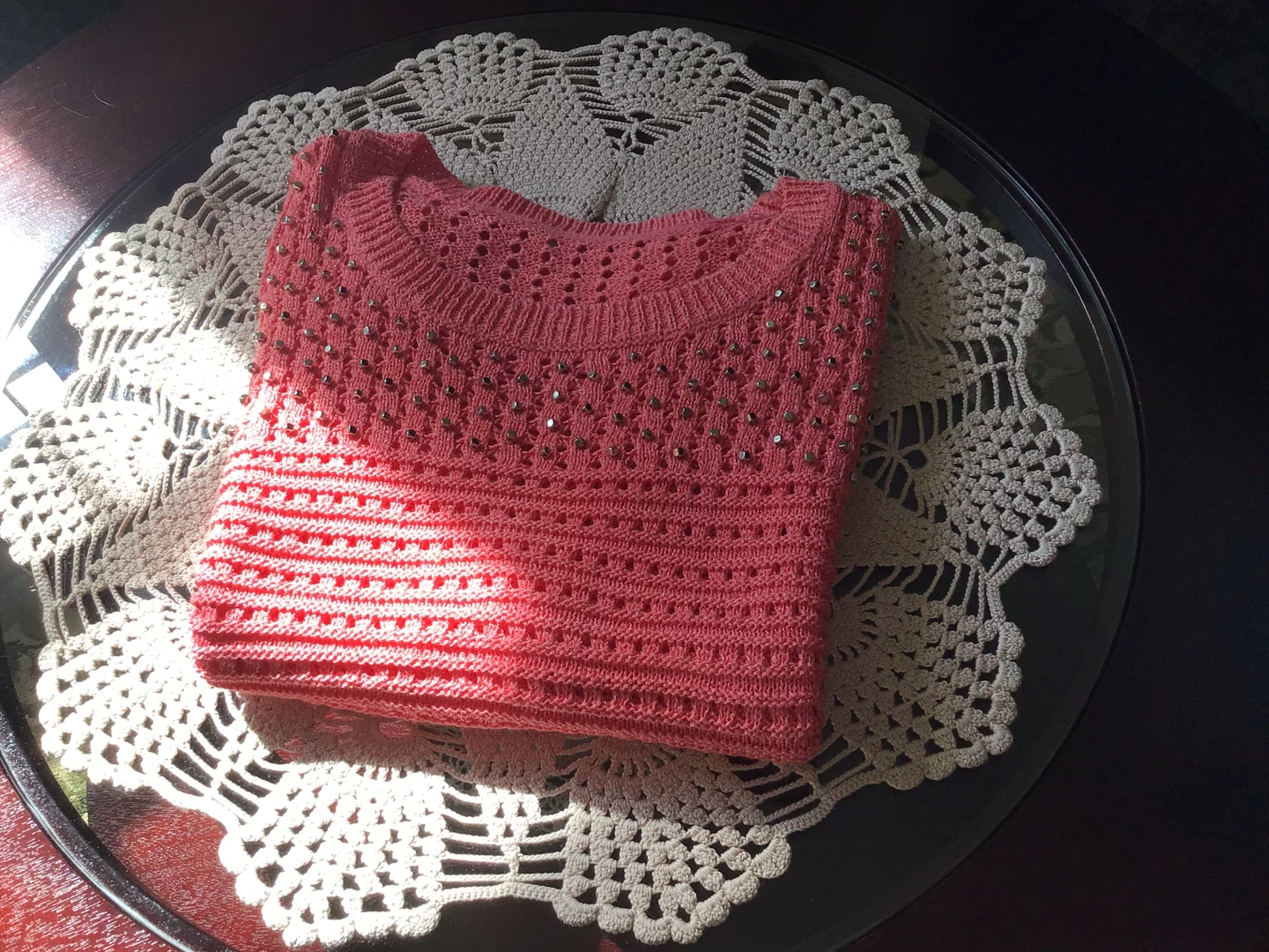 Coral knit sleeveless top with embellishments - photo 2