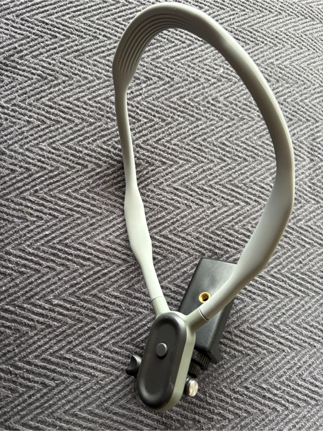TELESIN Neck Mount Holder for Phone or Camera - photo 2