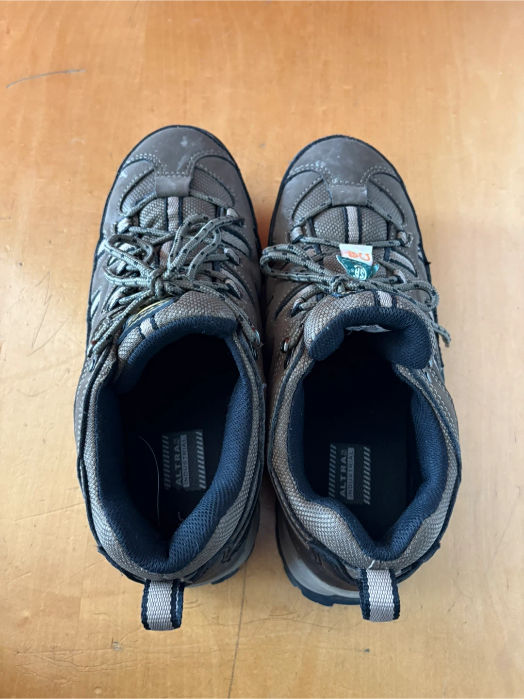 Safety shoes size 10 - photo 3