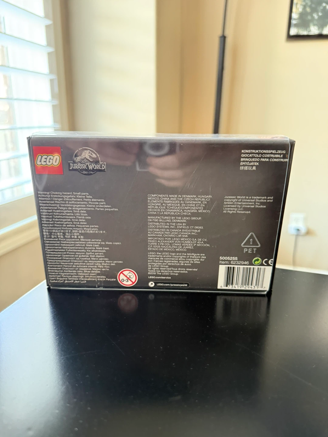 LEGO Jurassic World Minifigure Set - photo 2