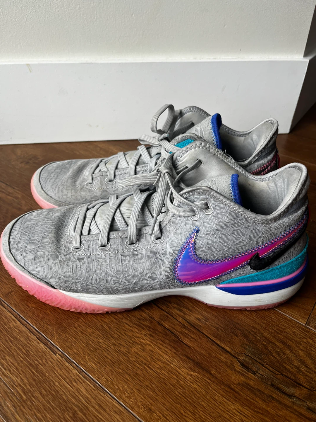 Nike Lebron Witness 6 Grey Pink Blue Basketball Shoes